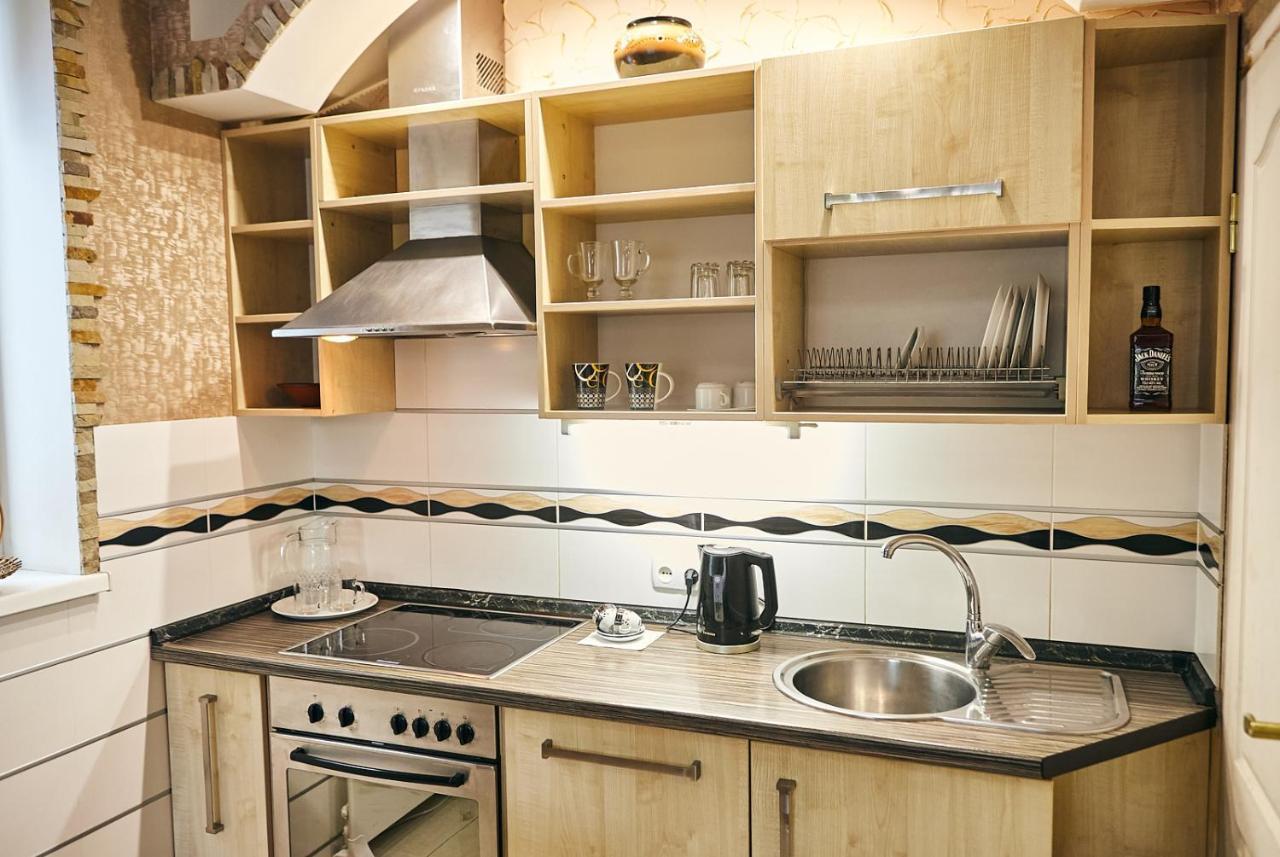 Center Сozy Apartment Vinnytsia Ngoại thất bức ảnh