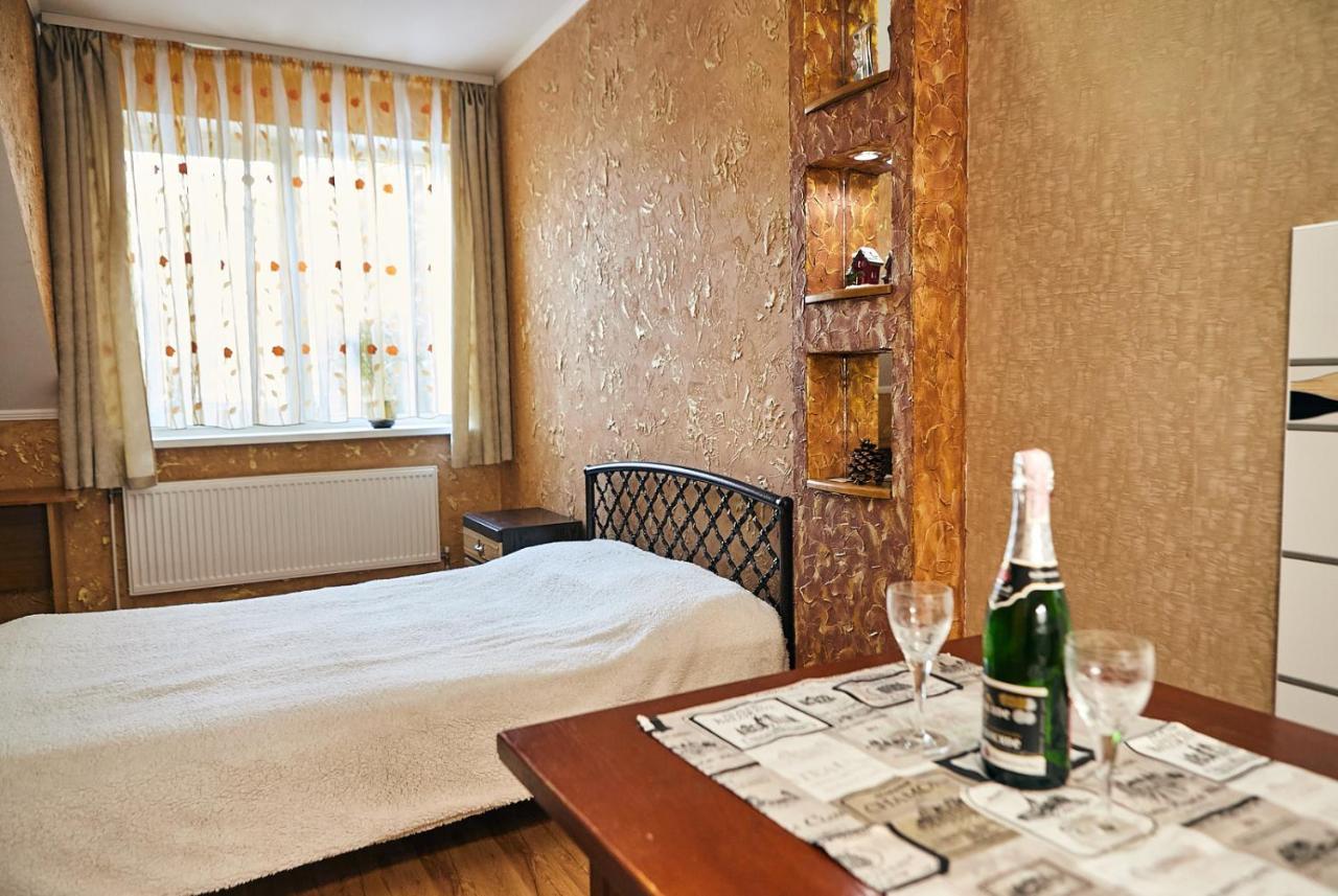Center Сozy Apartment Vinnytsia Ngoại thất bức ảnh